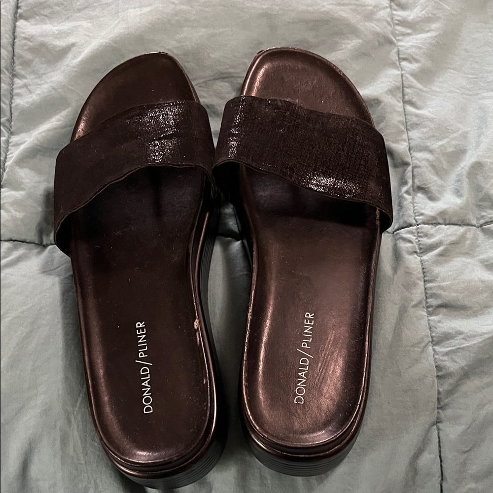Donald J. Pliner Black Slide Sandals